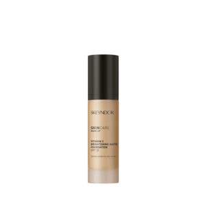 Maquillaje fluido - Vitamin C Brightening matte foundation
